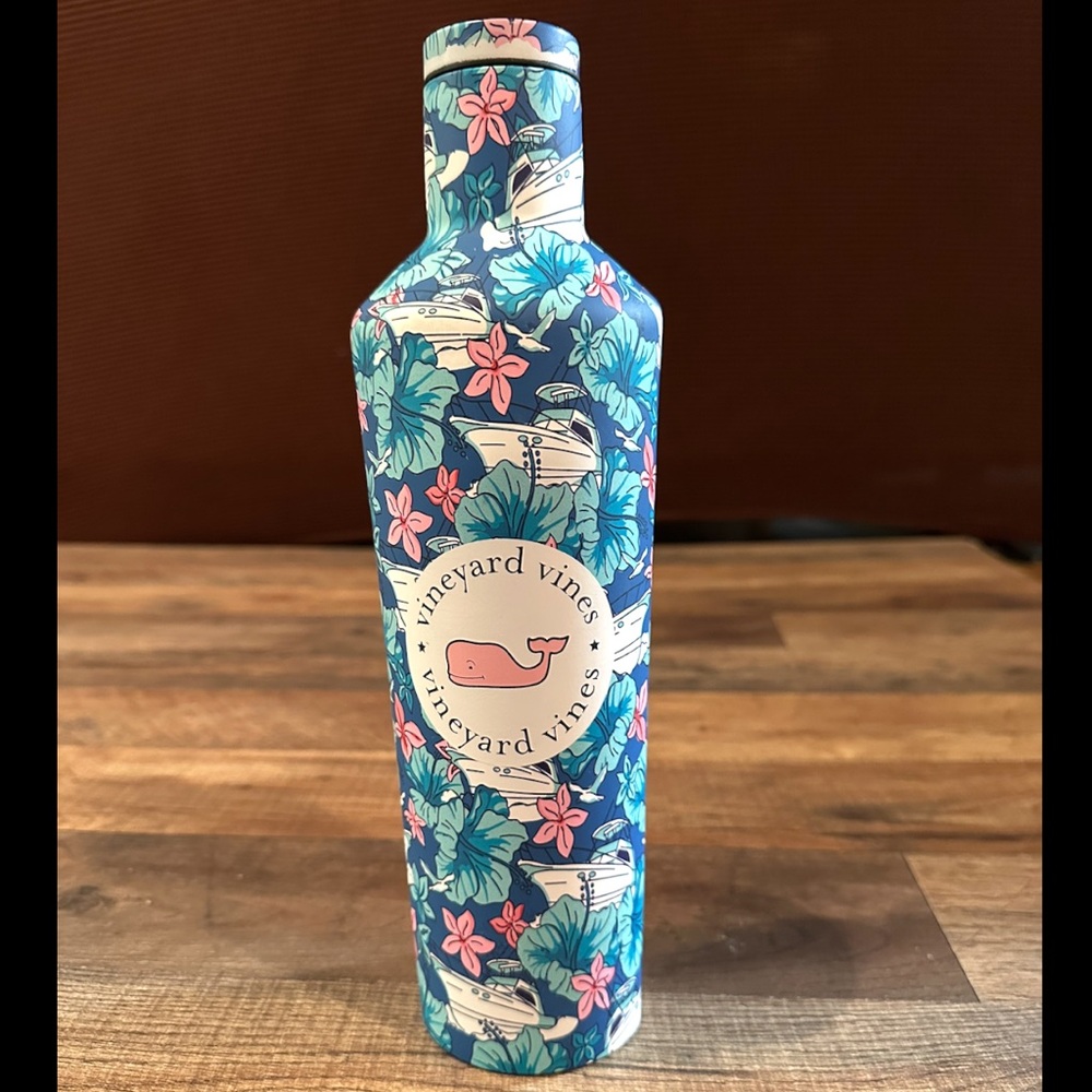 Vineyard Vines + Corkcicle 25oz Insulated Water Bottle